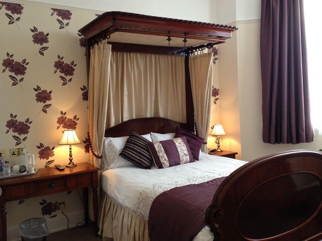 Ascot House Hotel York Bagian luar foto